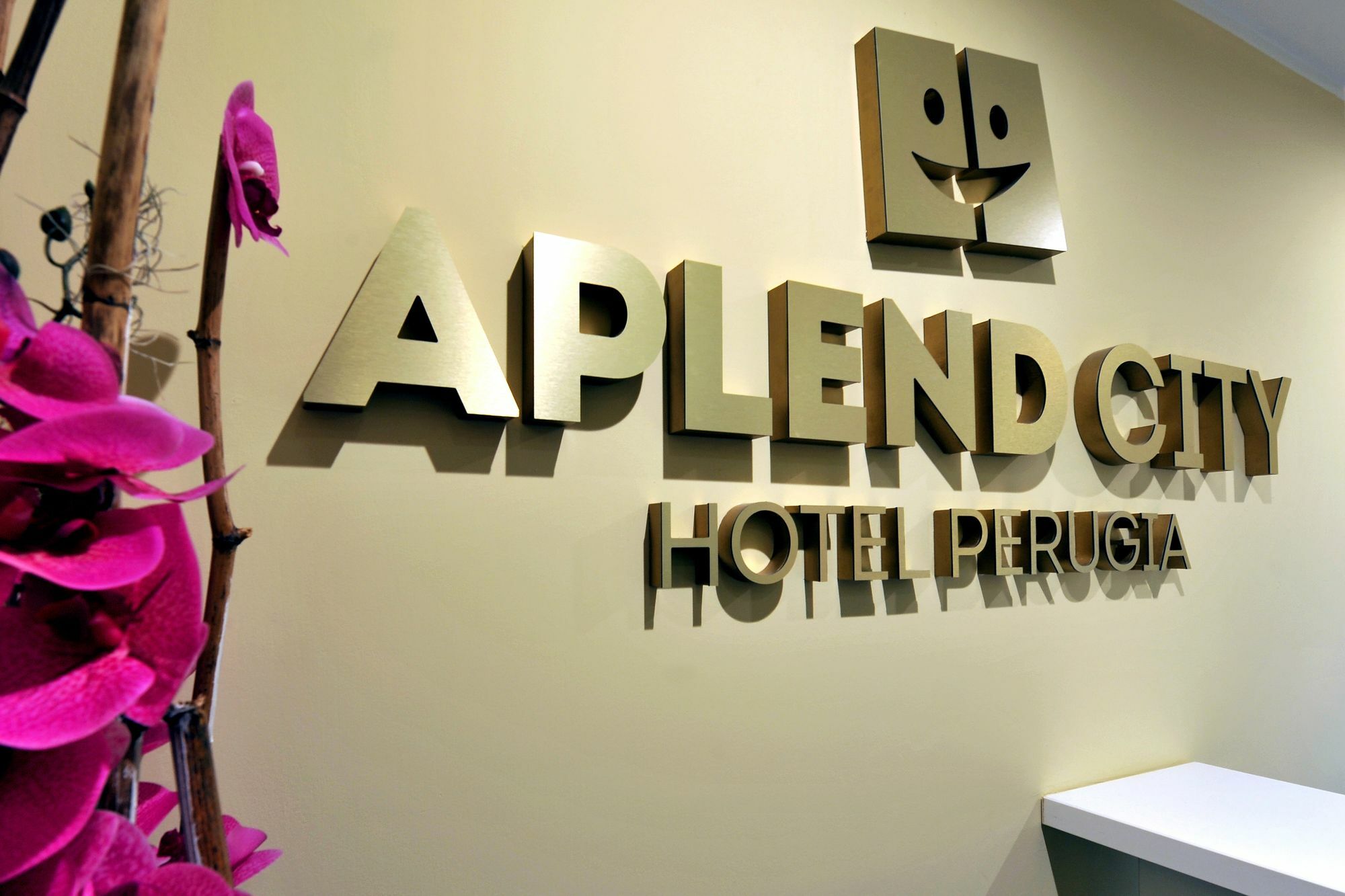 Aplend City Laurinska 11 Pozsony Kültér fotó